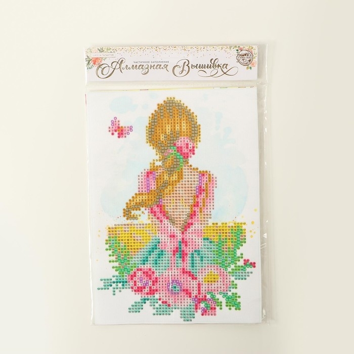 Алмазная мозаика с частичным заполнением на холсте &laquo;Девушка&raquo;, 15 х 21 см