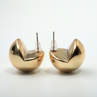 Серьги пластик «Сфера» правда, цвет золото Серьги пластик «Сфера» правда, цвет золото