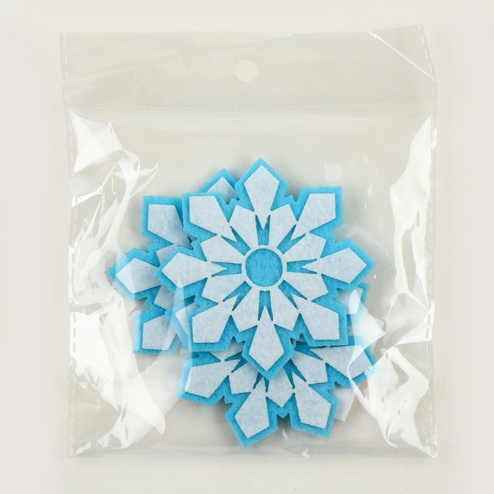 Новый год! Набор фетровых деталей для декора &laquo;Снежинки&raquo; набор 3 шт., размер 1 шт. &mdash; 7,5 см, двусторонний скотч