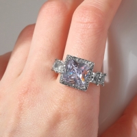 Кольцо &laquo;Драгоценность&raquo; квадрат в стразах, цвет белый в серебре, безразмерное