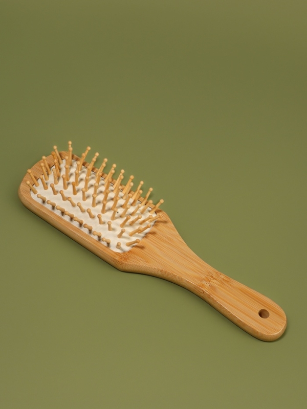 Расчёска массажная BAMBOO 22,5*6,5см бамбук/резина бел подвес/пакет QF Расчёска массажная BAMBOO 22,5*6,5см бамбук/резина бел подвес/пакет QF