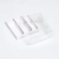 Упаковка с прозрачной крышкой под 3 эклера, белый 13.5&times;13.5&times;6 см