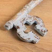 Сувенир &laquo;Ключ от счастья&raquo;, 4.5&times;21&times;50 +/- 3 см, дерево, голубой