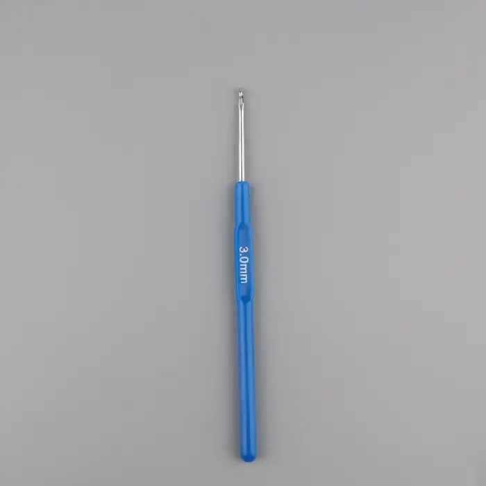 Крючок для вязания, с пластиковой ручкой, d=3 мм, 13.5 см, синий