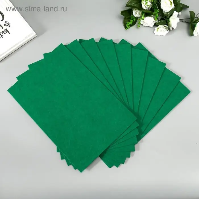 Фетр  жесткий  1 мм 20х30 см   зеленый