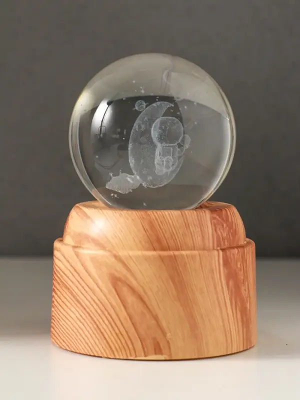 Сувенир стекло свет "Шар. Космонавт на месяце" 6хLED шар d=6 см, крутится, USB 7х7х10 см