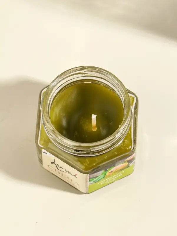 Свеча ароматическая в банке 70 гр воска, грейпфрут+зелёный чай