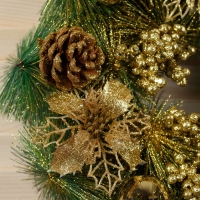Венок новогодний d-30 см "Фестиваль блеска" резные цветы Венок новогодний d-30 см "Фестиваль блеска" резные цветы