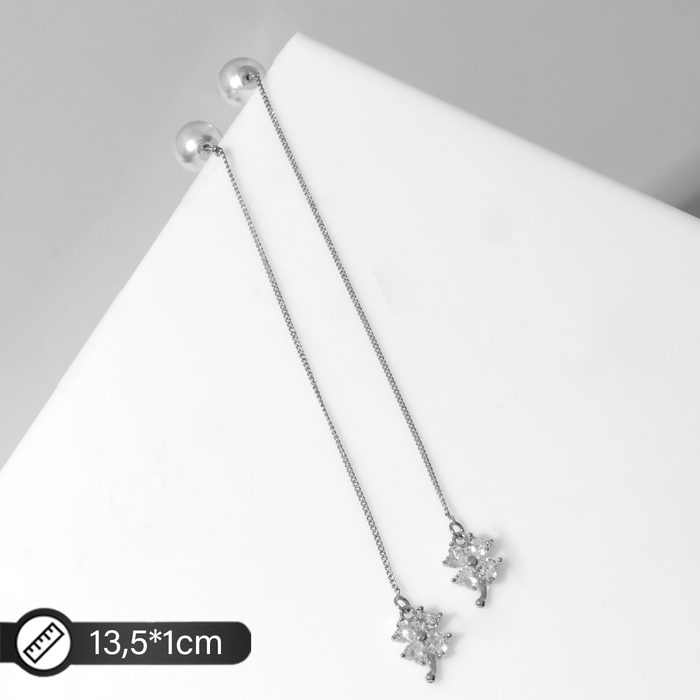 Серьги с жемчугом &laquo;Цепочки&raquo; цветок и бусина, цвет белый в серебре, шар №10