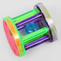 Игрушка для кошек с бубенчиком "Арена", 4 см, микс цветов