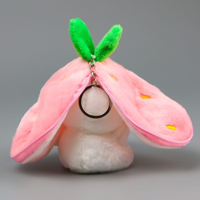 Мягкая игрушка &laquo;Зайка-клубника&raquo; на брелоке, 11 см