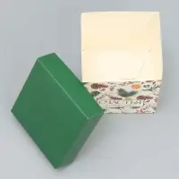 Коробка подарочная новогодняя складная &laquo;Новогодние ветки&raquo;, 10 х 10 х 10 см