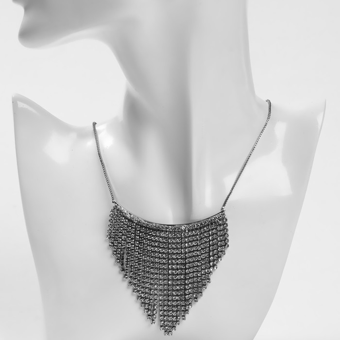 Колье «Водопад» треугольник, цвет белый в серебре, 35 см Колье «Водопад» треугольник, цвет белый в серебре, 35 см