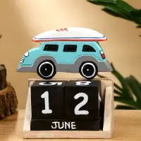 Календарь настольный "Машинка" дерево 11х5х14 см