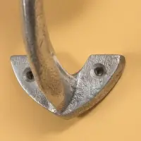 Крючок "Китовый хвост" 12х9 см