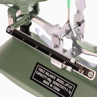 Весы лабораторные, с набором гирь 100 г.