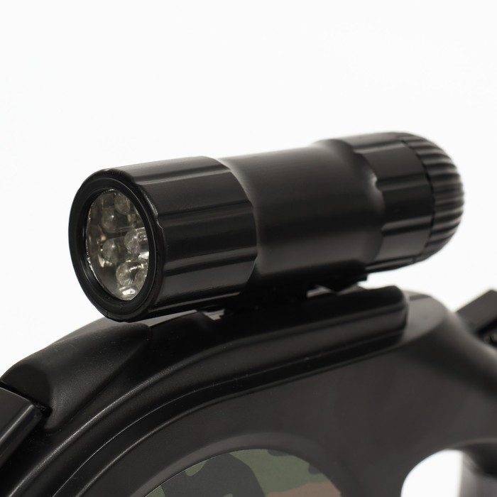 Рулетка со съёмным LED-фонариком и подвесом для сумки/контейнера, лента 8 м, до 50 кг