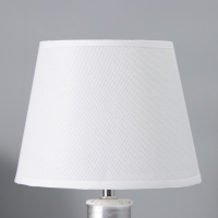 Настольная лампа с абажуром RISALUX &laquo;Овация&raquo;, 1&times;Е14, 40 Вт, белый, 22&times;22&times;31 см