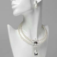 Набор 2 предмета: серьги, колье &laquo;Леди&raquo; 2 нити, сверкающая капля, цвет белый в серебре, 45 см