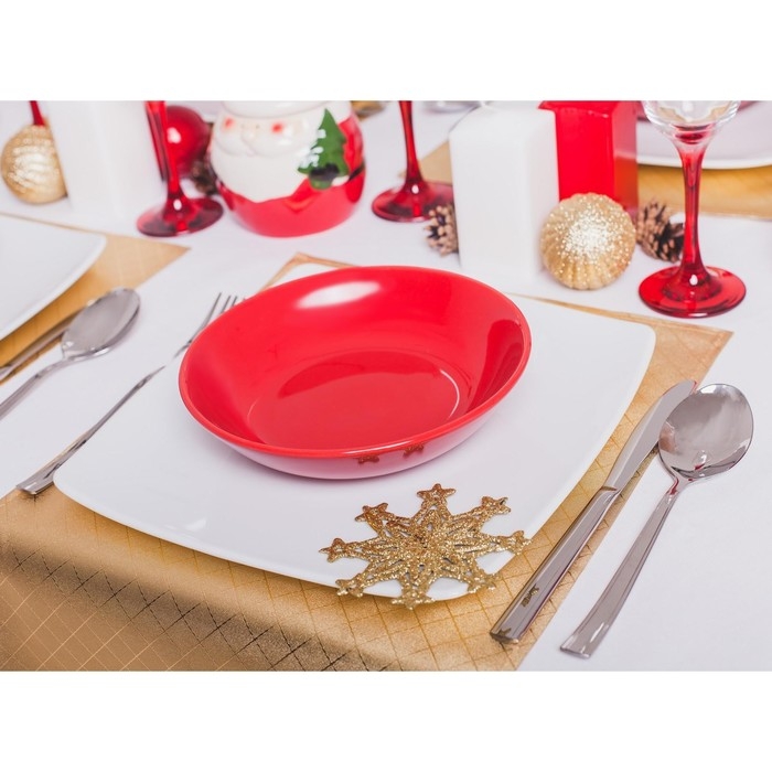 Тарелка квадратная фарфоровая &laquo;Бельё&raquo;, 19&times;19 см