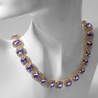 Колье &laquo;Драгоценность&raquo; квадраты в стразах, цвет бело-сиреневый в золоте, 32 см