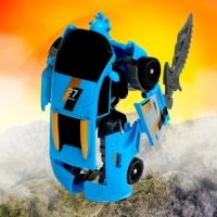 Робот &laquo;Спорткар&raquo;, трансформируется