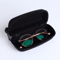 Футляр для очков на молнии, длина 17 см, цвет чёрный Футляр для очков на молнии, длина 17 см, цвет чёрный