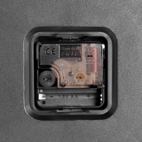 Часы настенные интерьерные "Девушка с подсолнухом", d-30 см, бесшумные Часы настенные интерьерные "Девушка с подсолнухом", d-30 см, бесшумные