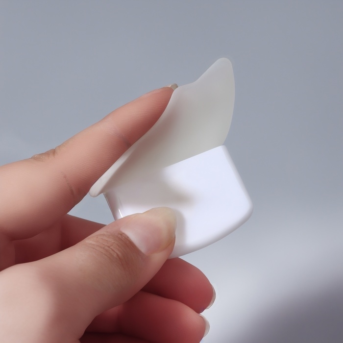 Трафарет для макияжа, силиконовый, 5,7 &times; 5,5 &times; 0,5 см, цвет белый