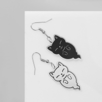 Серьги акрил &laquo;Котики&raquo; духи, цвет чёрно-белый