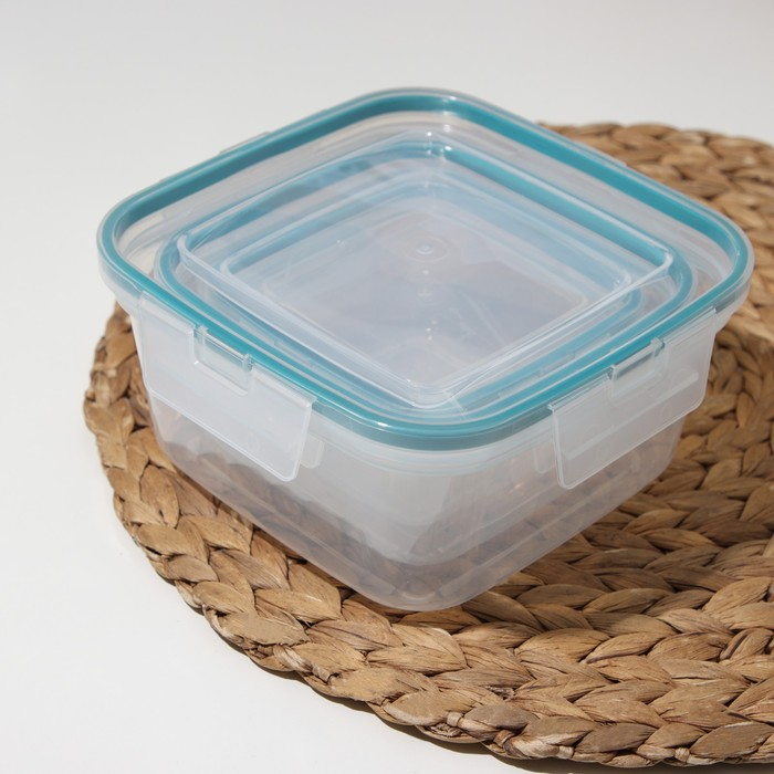 Набор контейнеров для продуктов с защёлкой, герметичная крышка, 3 шт: 400 мл, 800 мл, 1,5 л, прозрачные, крышка голубая Набор контейнеров для продуктов с защёлкой, герметичная крышка, 3 шт: 400 мл, 800 мл, 1,5 л, прозрачные, крышка голубая