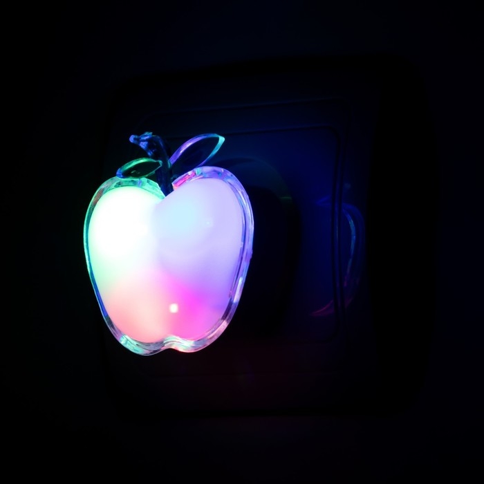 Ночник Ночник "Яблоко", 5,5х5х5 см, пластик