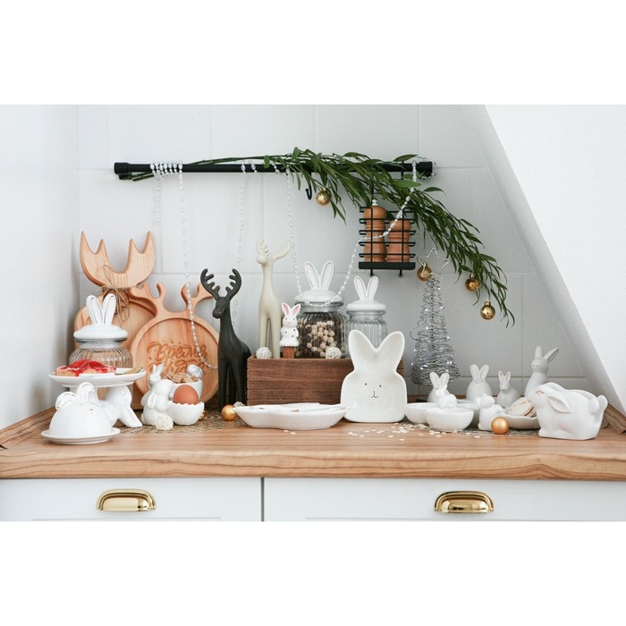 Банка стеклянная для хранения сыпучих продуктов Доляна &laquo;Зайка в золотом&raquo;, 600 мл, с керамической крышкой