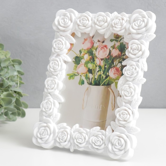 Фоторамка пластик 10х15 см Фоторамка пластик 10х15 см "Розарий" белая 22х17 см