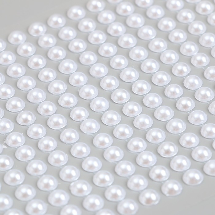 Наклейка пластик стразы "Полужемчужины" d-6 мм белый 9,4х15,5 см