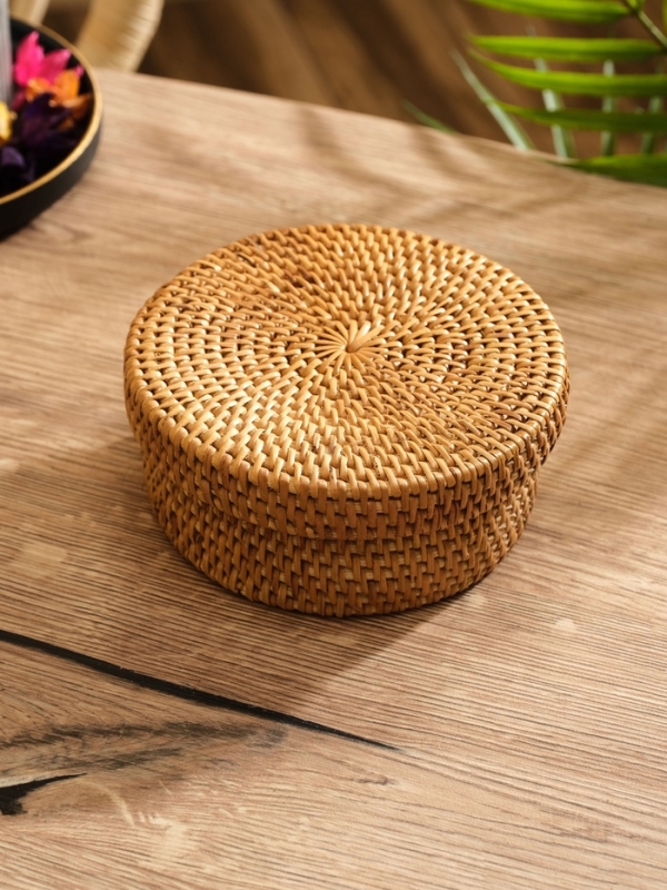 Корзинка плетеная ротанг, 13х13х5,5 см Корзинка плетеная ротанг, 13х13х5,5 см