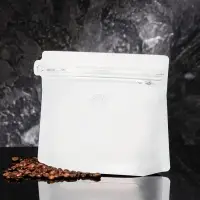 Пакет восьмишовный с замком, белый,17.5 х (19.5&times;22.5) х 4.5