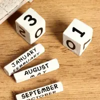 Календарь настольный "Парусник" дерево 7х4х11 см,