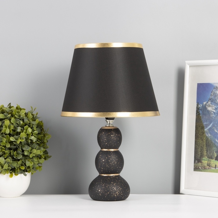 Лампа настольная "Шарики" 1х40Вт Е27 черный/золото 22х22х36см