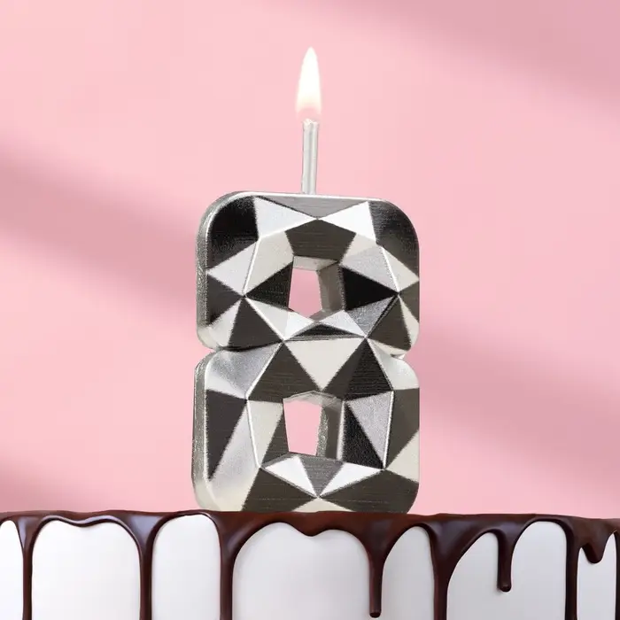 Свеча для торта &laquo;Алмаз&raquo;, цифра 8, серебристый металлик