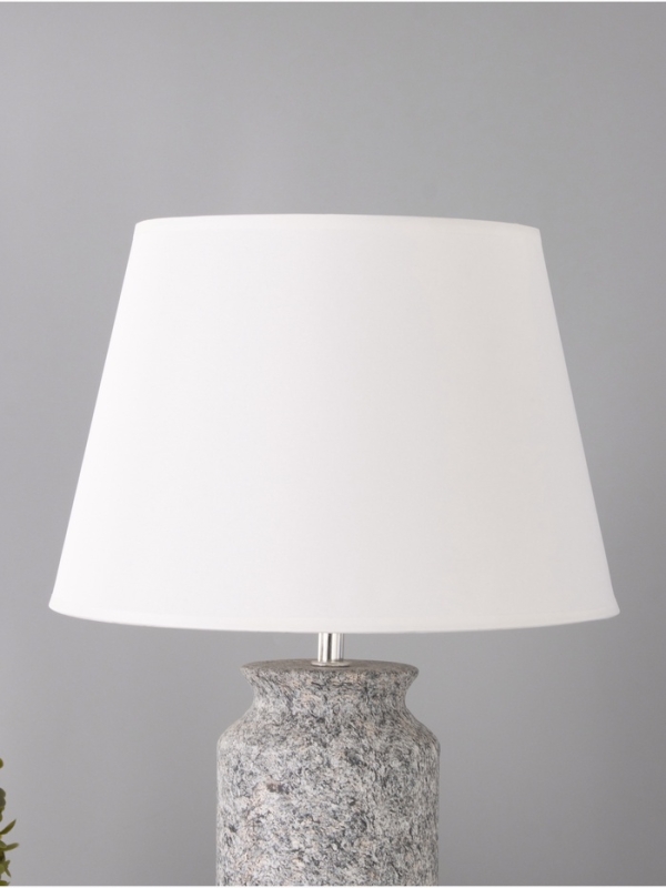 Настольная лампа "Хиро" 1х15Вт Е14 черный/белый 28х28х44см