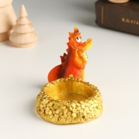 Сувенир полистоун подсвечник "Дракон с золотыми монетами" МИКС 8,8х5,2х6,3 см