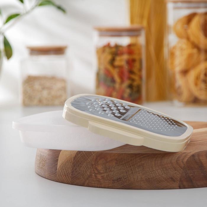 Тёрка с контейнером Доляна &laquo;Универсал&raquo;, 2 в 1, 19&times;14,5&times;3,5 см, цвет МИКС