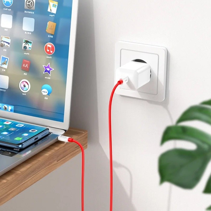 Кабель Hoco X87, Type-C - Type-C, 3 А, 1 м, оплётка силикон, красный Кабель Hoco X87, Type-C - Type-C, 3 А, 1 м, оплётка силикон, красный