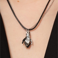 Кулоны &laquo;Неразлучники&raquo; на магните, рукопожатие, цвет чёрно-серебряный, 52 см