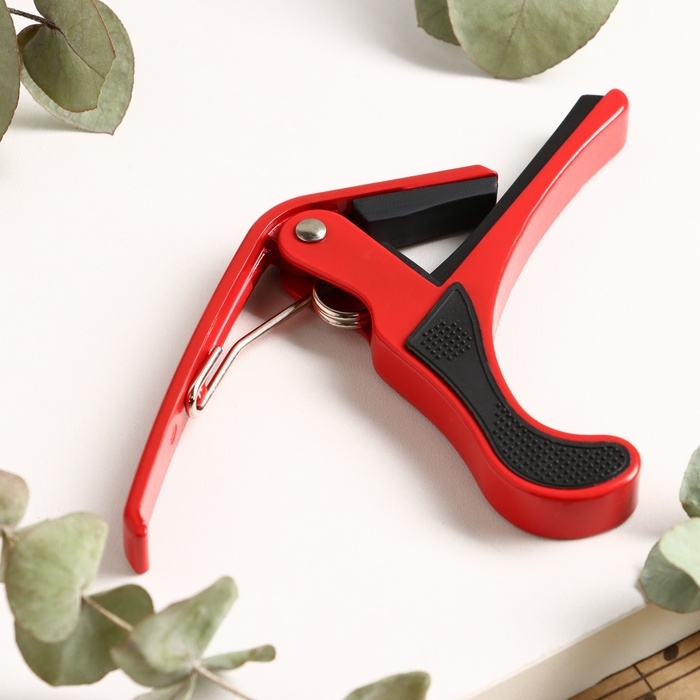 Каподастр для гитары Music Life красный Каподастр для гитары Music Life красный