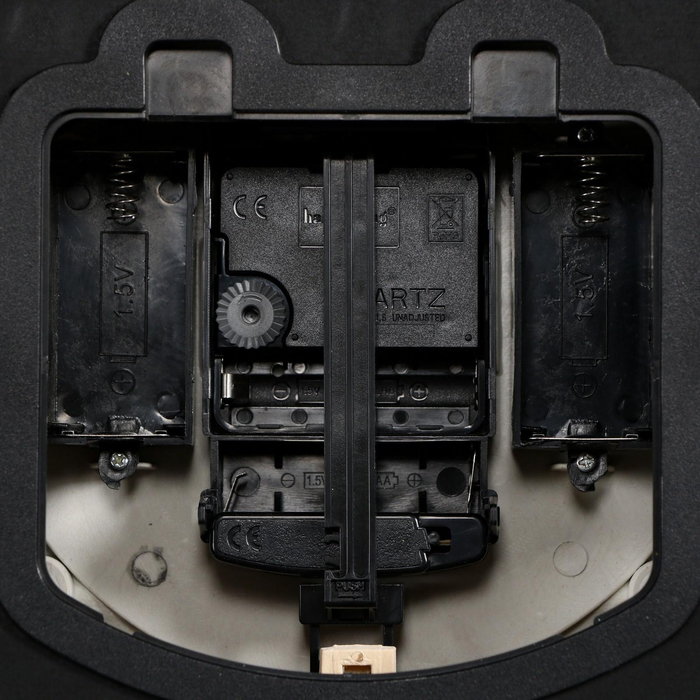 Часы настенные интерьерные большие с кукушкой "Лебеди", бесшумные, 63 х 8 х 32 см, белые