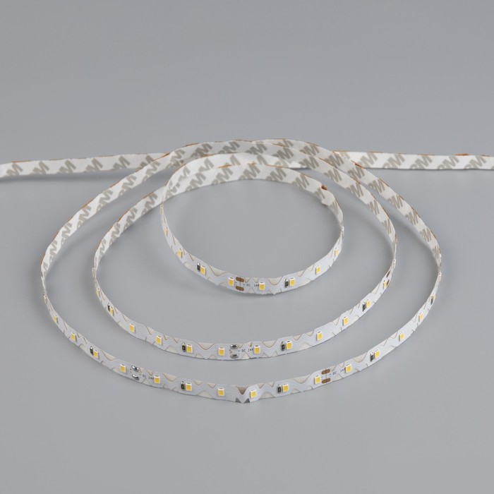 Cветодиодная лента Apeyron Electrics 5 м, IP65, SMD2835, 60 LED/м, 8 Вт/м, 24 В, 4000К