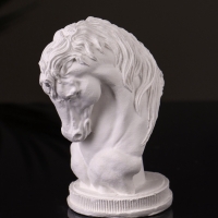 Фигура "Конь " 9х6 см,натуральный