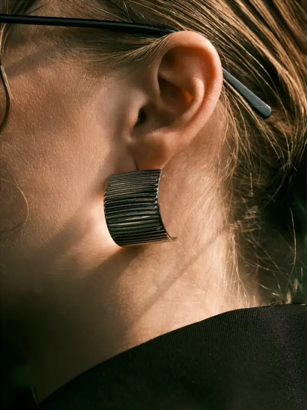 Серьги металл "Дуга" тренд, цвет серебро